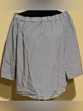 Women’s Off-Shoulder Striped Shirt